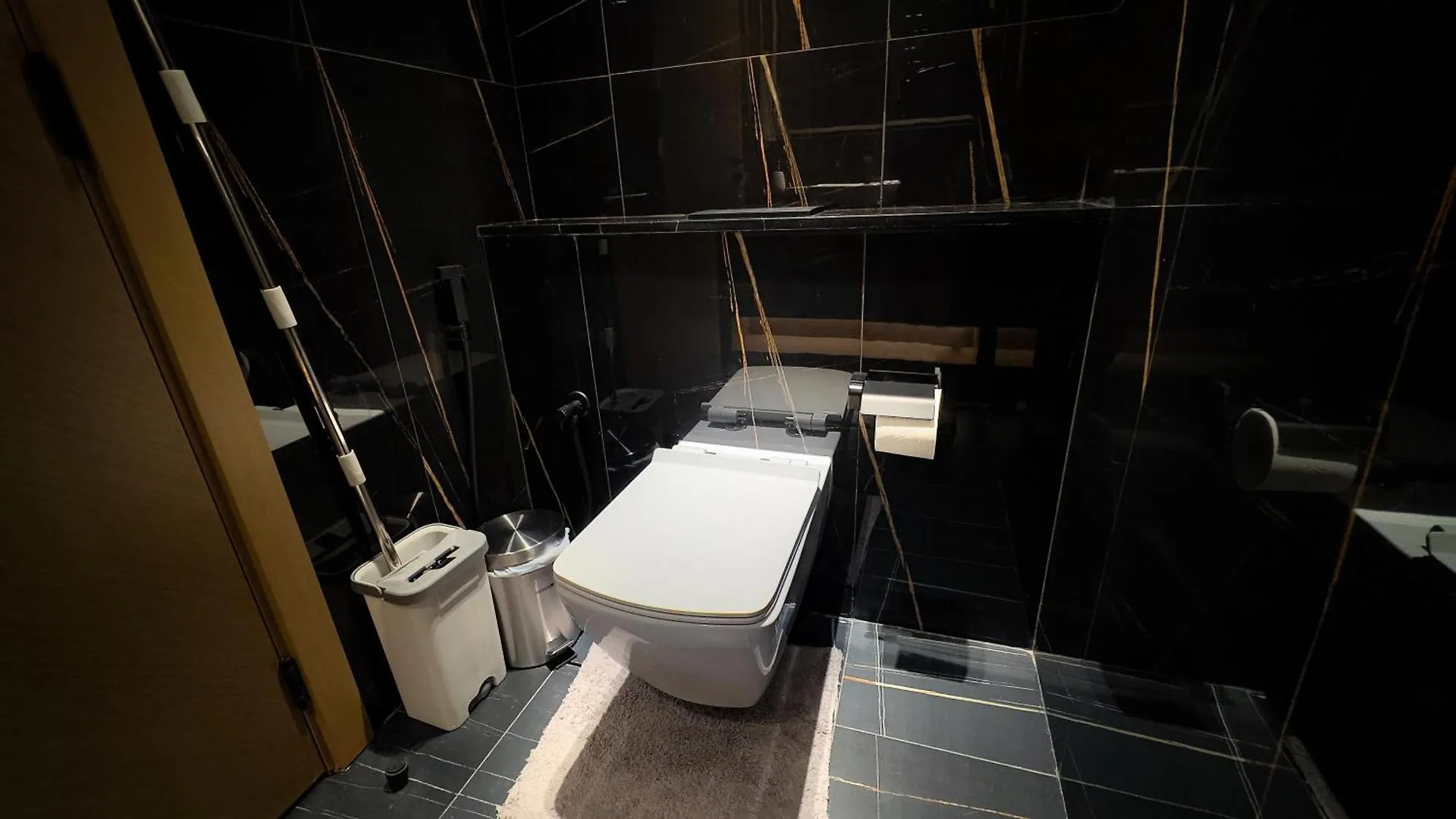 Binghatti Corner - 2Bhk Luxury Apartment Dubai United Arab Emirates